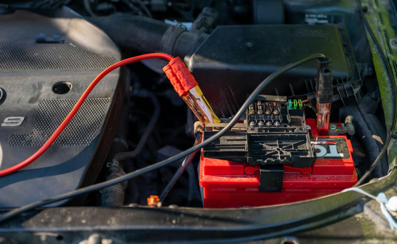 Bateria de automóvel: o que fazer para prolongar a vida útil dela?