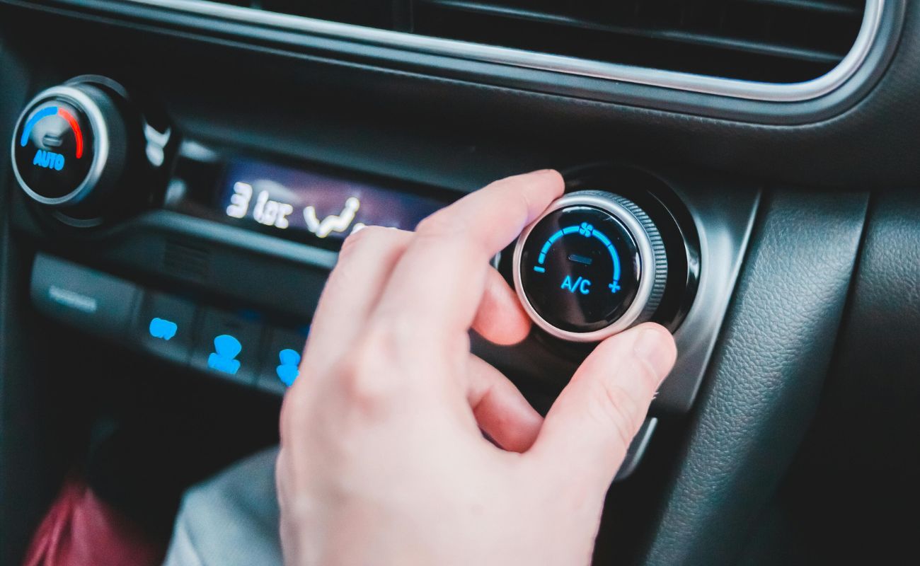 Saiba quais são as diferenças entre o ar condicionado digital e o manual do seu carro